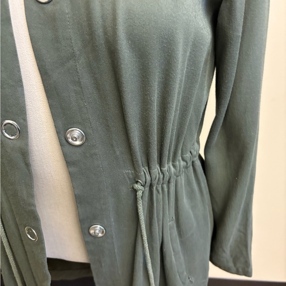 C&A olive green long sleeve embroidered back snap front lightweight jacket Small - Picture 6 of 12